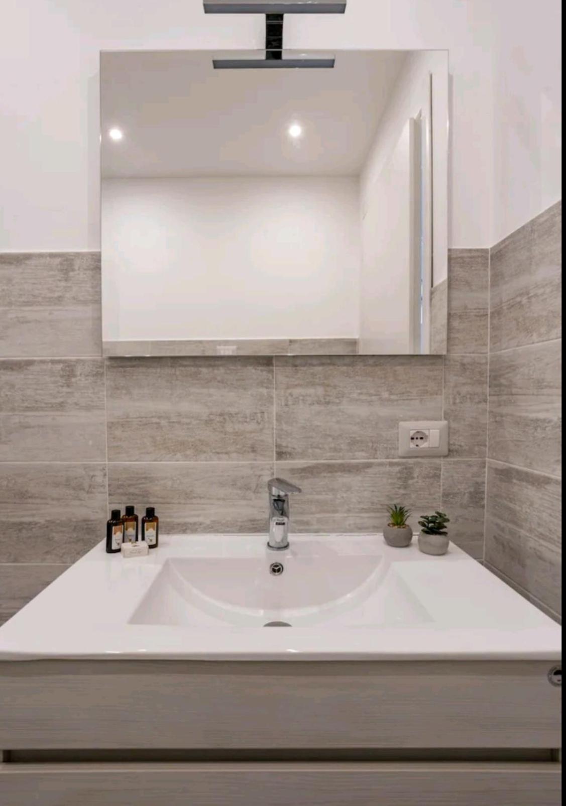 Iris Home Camblione Ngoại thất bức ảnh