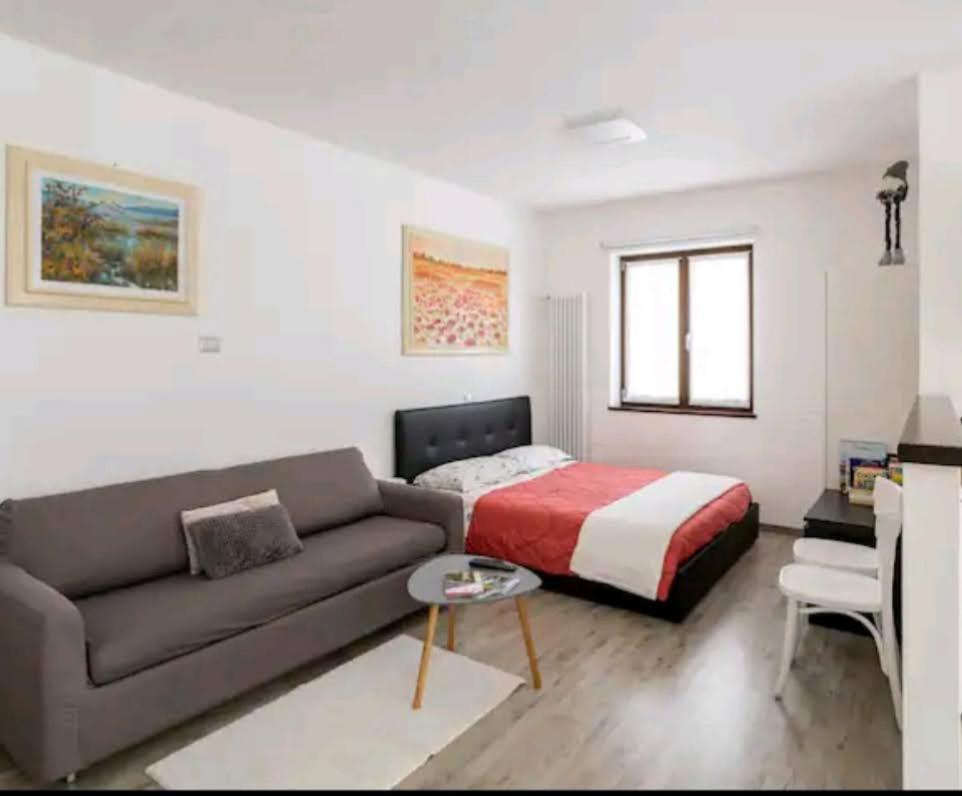 Iris Home Camblione Ngoại thất bức ảnh